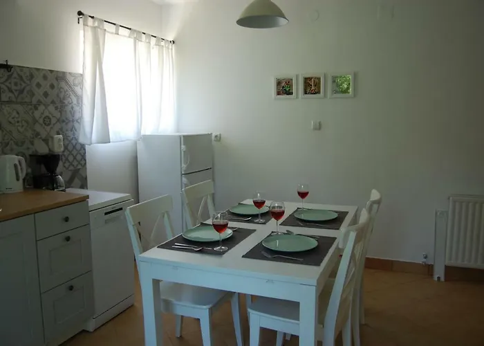 Апартаменты Nia Ядраново