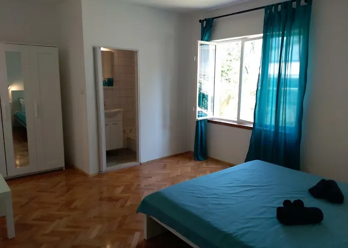 Апартаменты Nia Ядраново